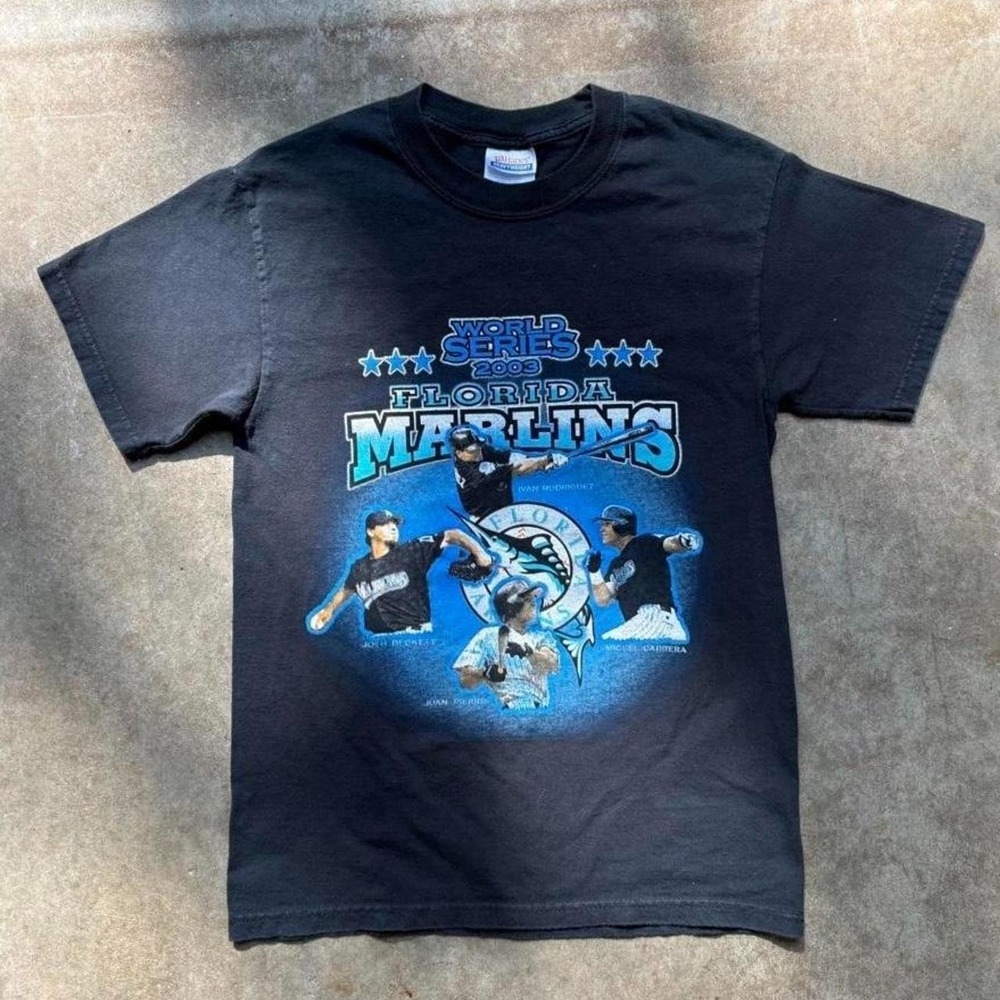 Vintage 2003 Florida Marlins World Series black t-shirt Men's size small